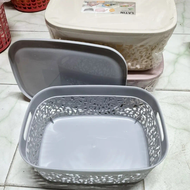 باکس نگهداری پلاستیکی درب دار