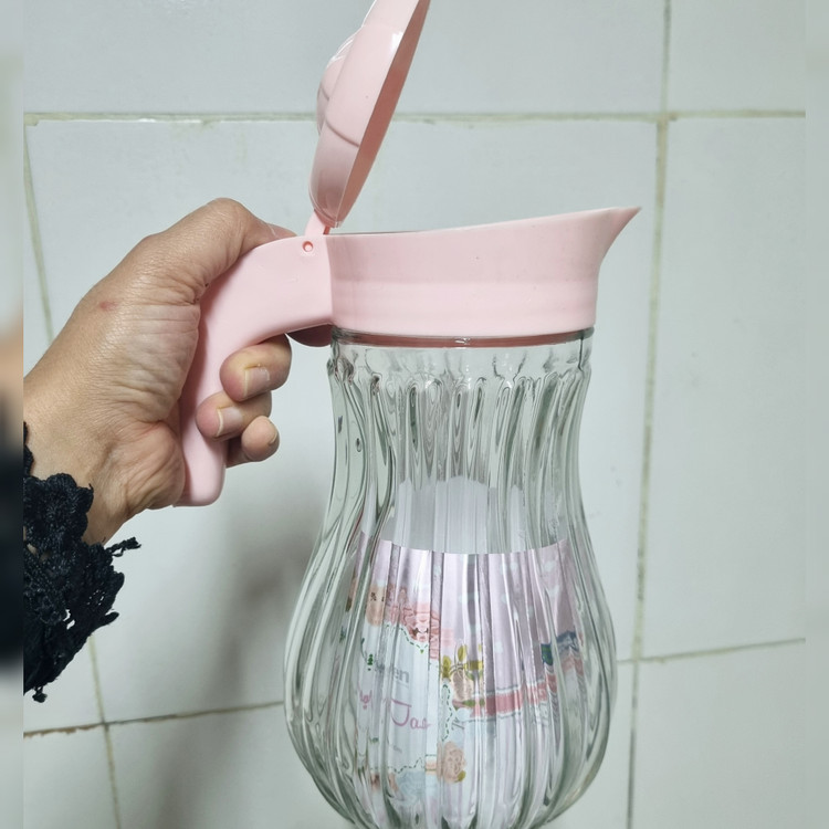 پارچ شیشه ایی درب پلاستیکی